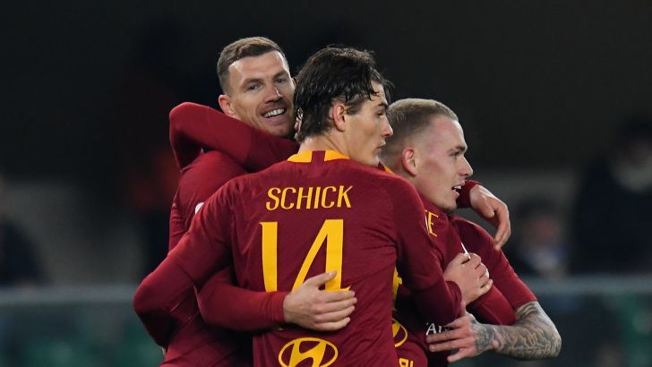 שחקני רומא חוגגים