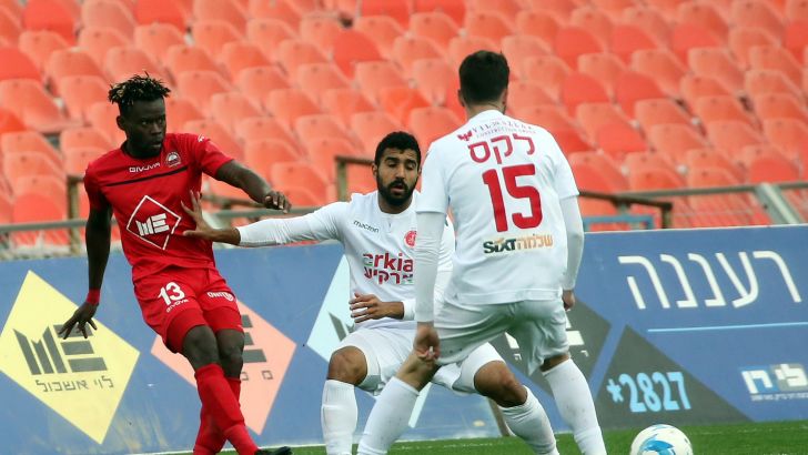 אנסה נבלם על ידי עידן כהן ולקס