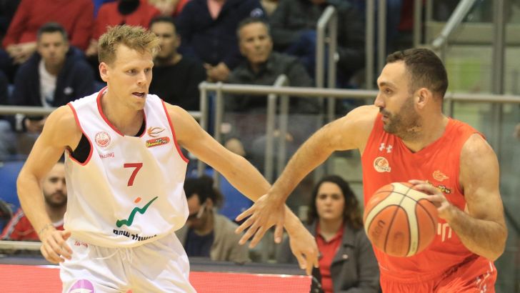 טל דן מול ג'ורדן סווינג