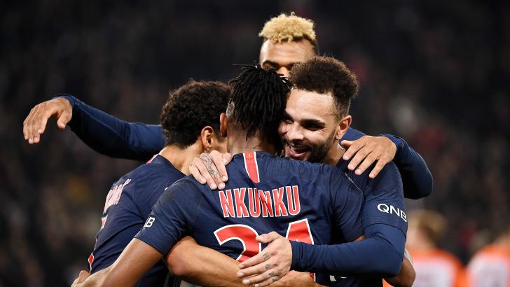 שחקני פריז סן ז'רמן חוגגים