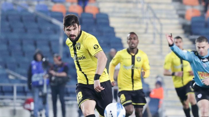 מיחאי וודוץ