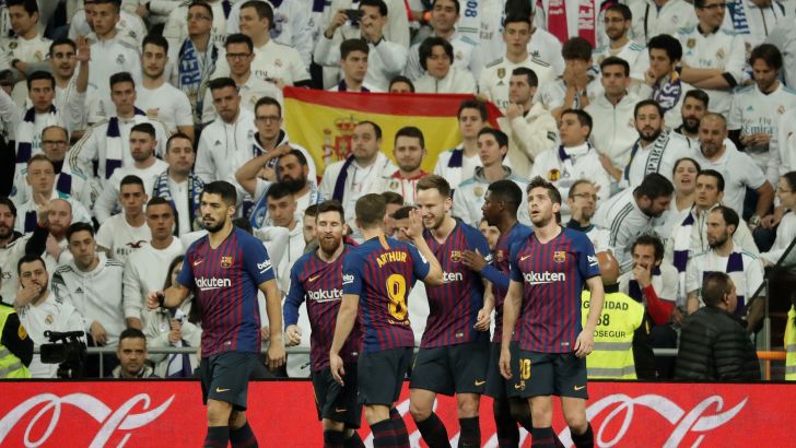 שחקני ברצלונה חוגגים