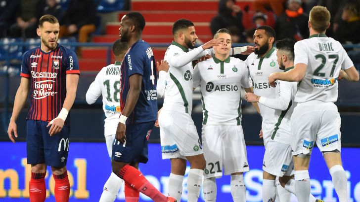 שחקני סנט אטיין חוגגים