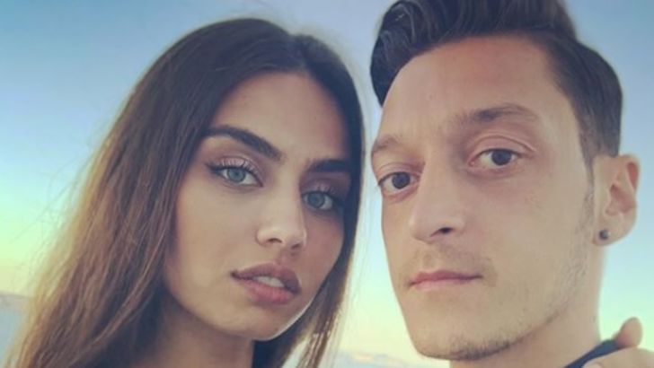 מסוט אוזיל ואמין גולסה