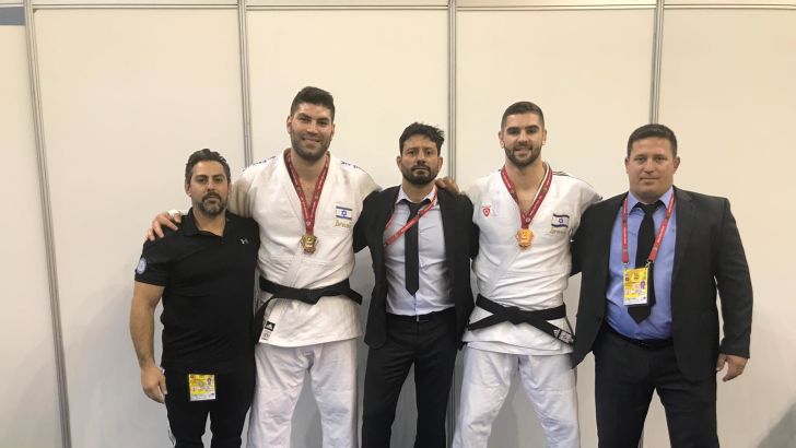 פיטר פלצ'יק עם אורי ששון