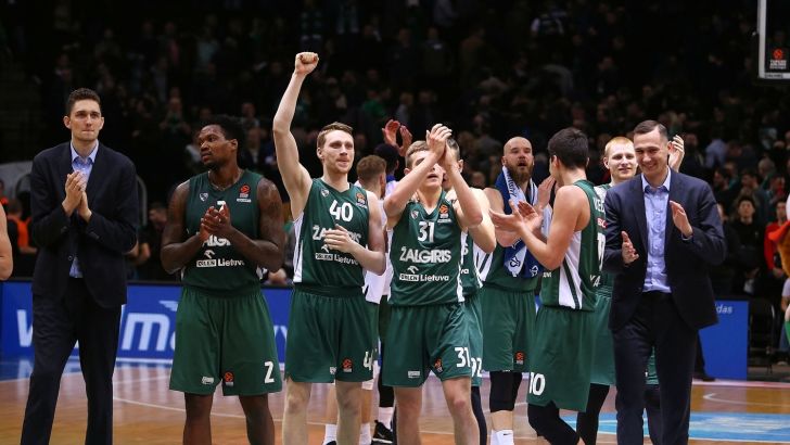 שחקני ז'לגיריס חוגגים