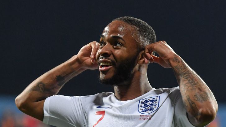 סטרלינג חוגג