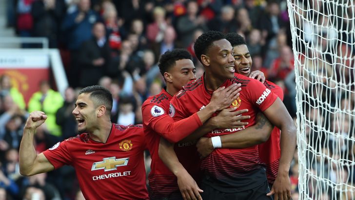 שחקני מנצ'סטר יונייטד חוגגים