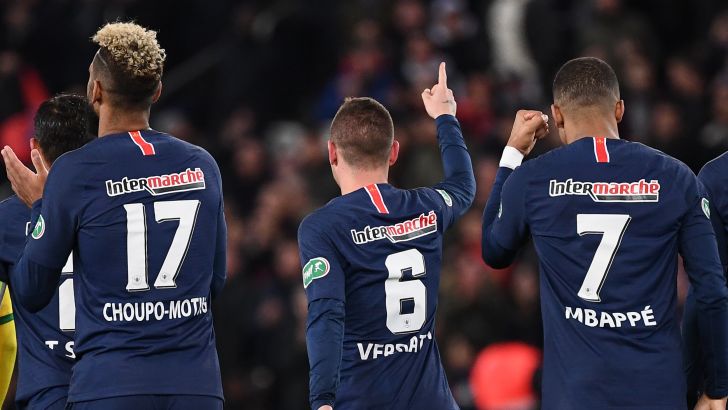 שחקני פריז סן ז'רמן חוגגים