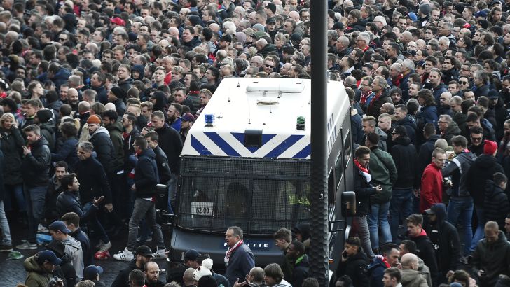 אוהדי יובנטוס נעצרים על ידי המשטרה