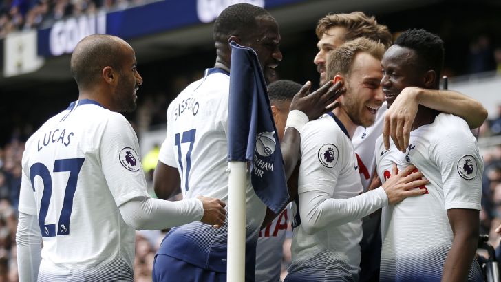 ויקטור וואניימה, כריסטיאן אריקסן