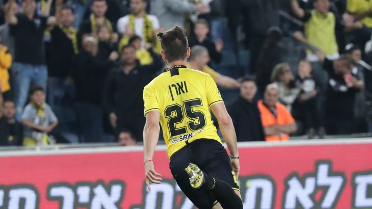 אנתוני וארן