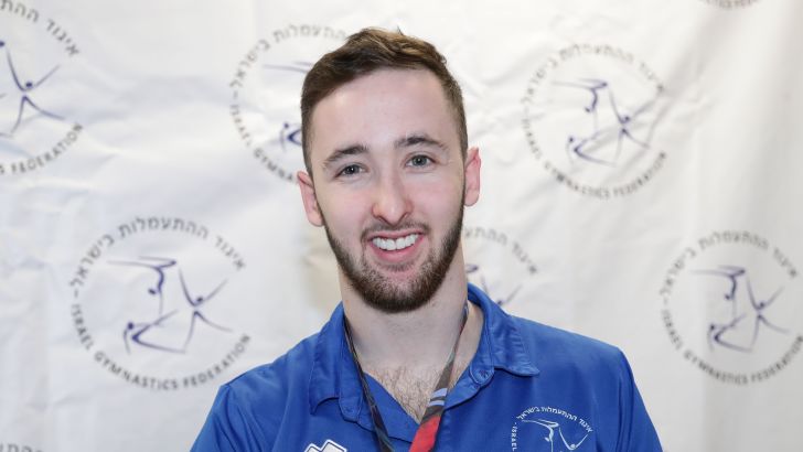 ארטיום דולגופיאט