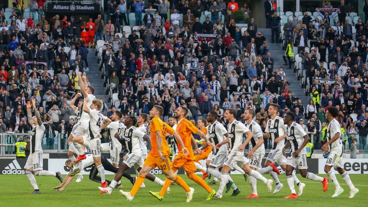 שחקני יובנטוס חוגגים