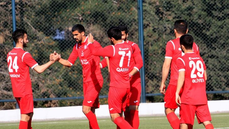 שחקני סומגאיט חוגגים