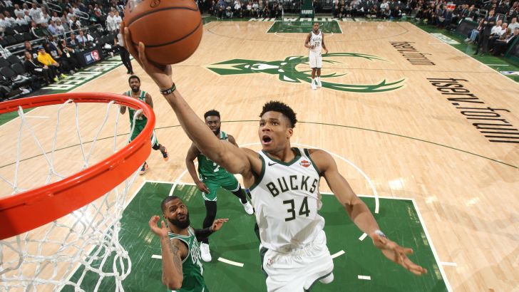 יאניס אנטטוקומפו