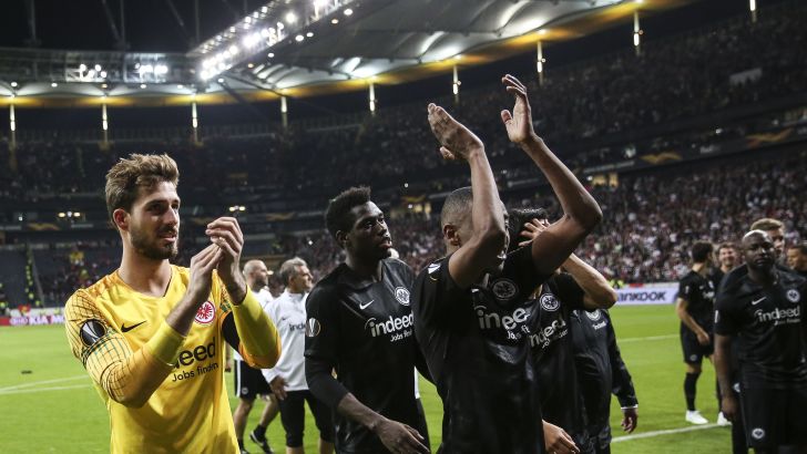 שחקני פרנקפורט חוגגים