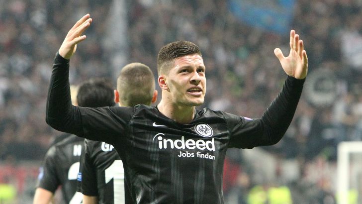 יוביץ' חוגג