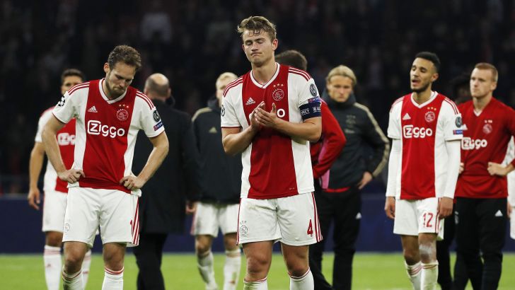 שחקני אייאקס מאוכזבים