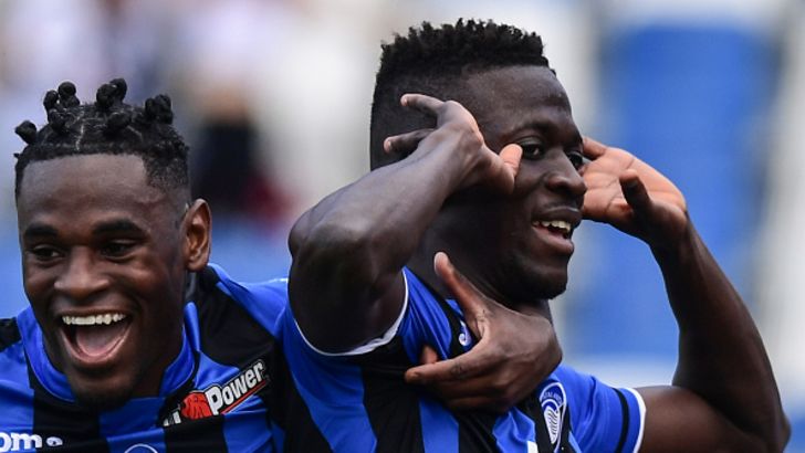 שחקני אטאלנטה חוגגים