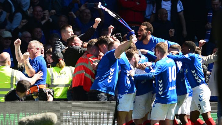 שחקני ריינג'רס חוגגים