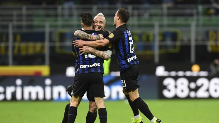 שחקני אינטר חוגגים