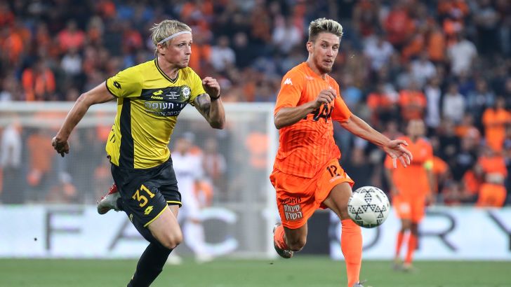 יאקוב סילבסטר, טים הויבך