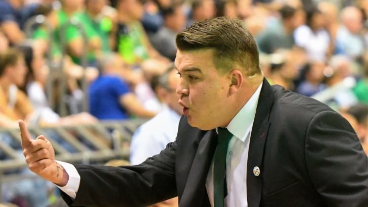 מאמן מכבי חיפה דניאל סאואנה