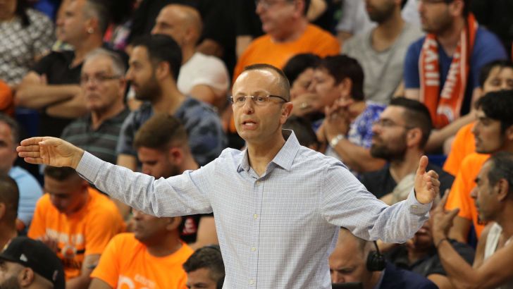 מאמן הפועל חולון