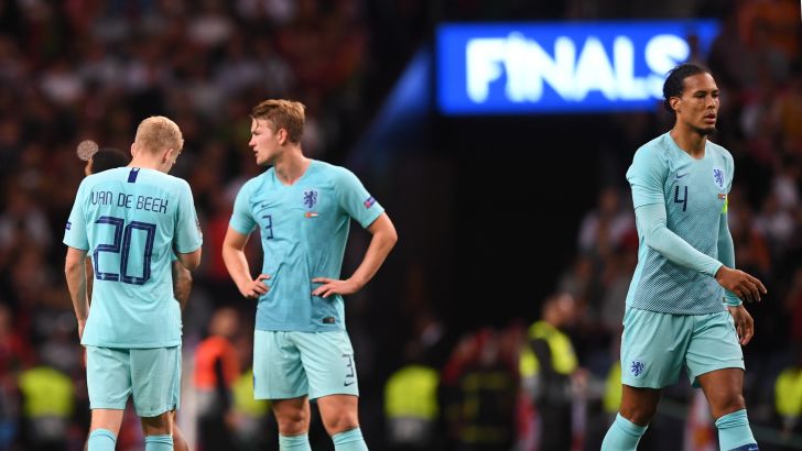 שחקני הולנד מאוכזבים