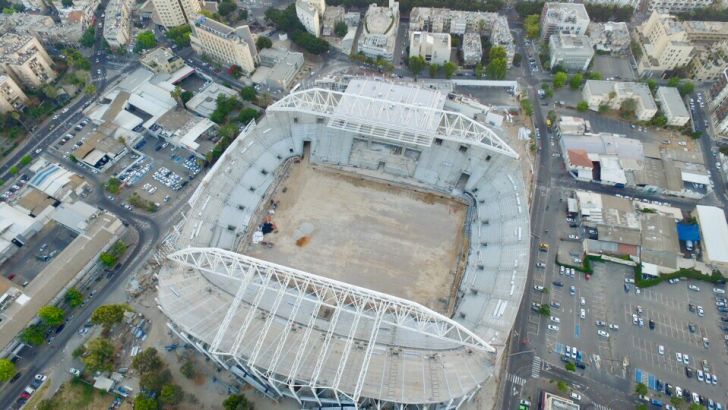 אצטדיון בלומפילד