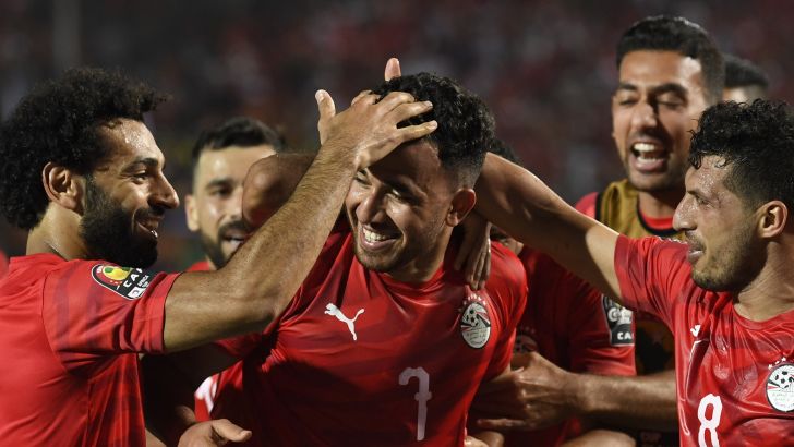 שחקני נבחרת מצרים חוגגים