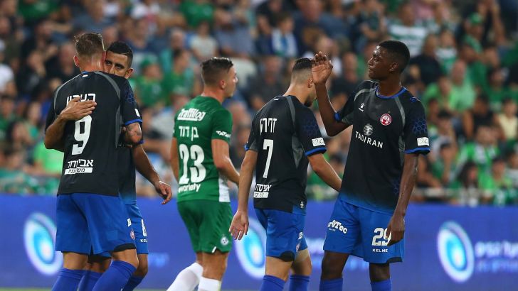 ראשיר פרקינס ושחקני באר שבע חוגגים