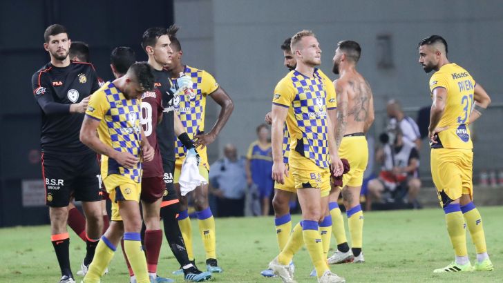 שחקני מכבי תל אביב מאוכזבים