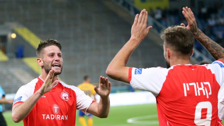 חוסה אנחל קאריו, עדן שמיר