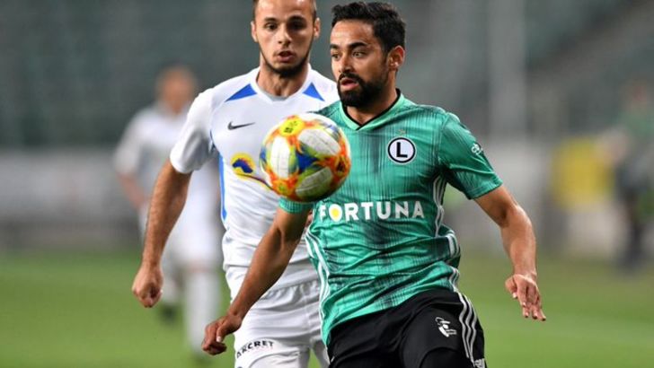 לגיה נגד אטרומיטוס