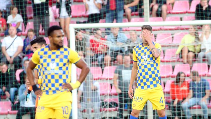 שחקני מכבי תל אביב מאוכזבים