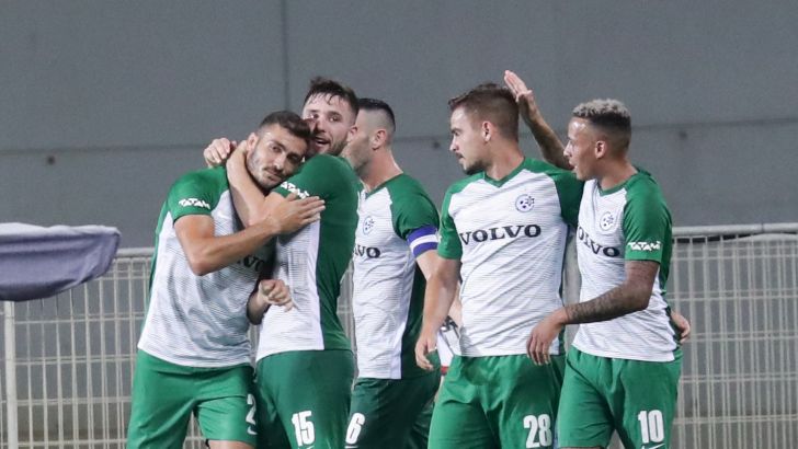 שחקני חיפה בסיום