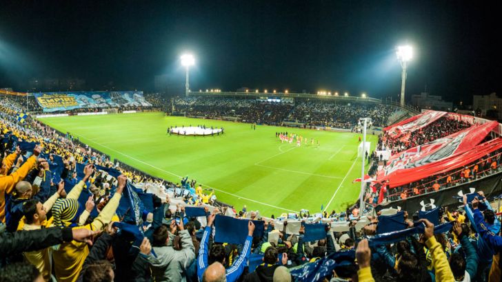 אצטדיון בלומפילד