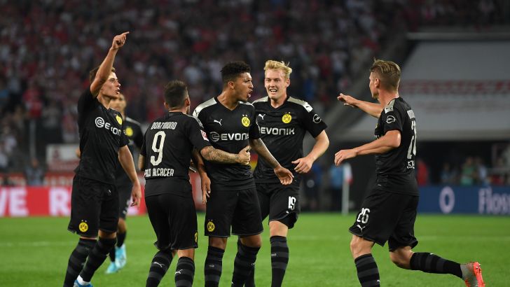 שחקני דורטמונד חוגגים