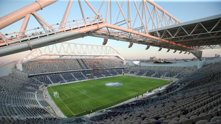 אצטדיון בלומפילד