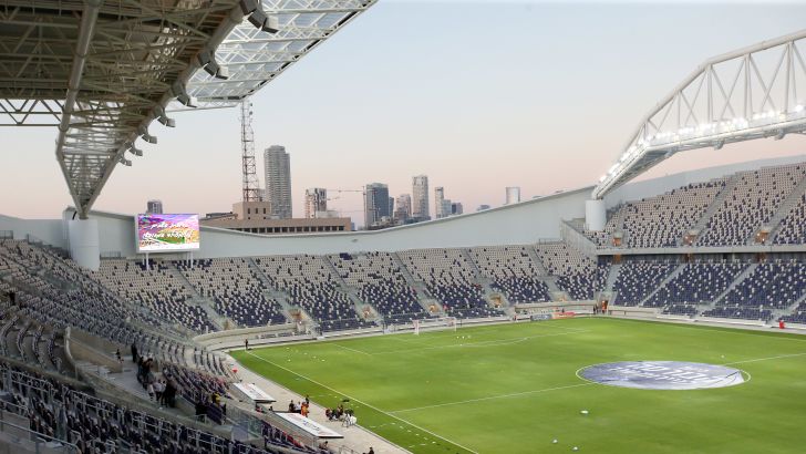 אצטדיון בלומפילד