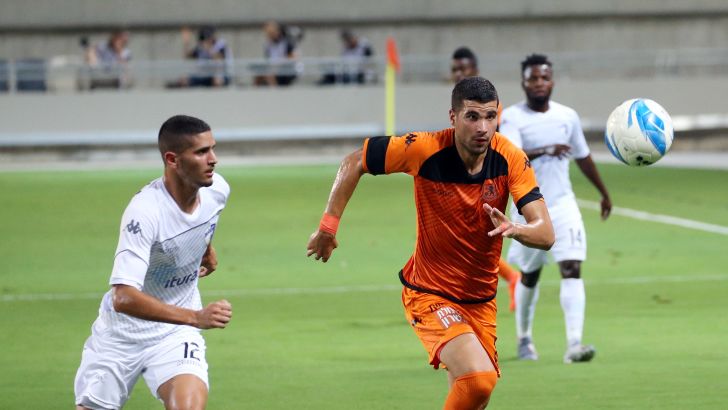 יובל לוין, תאמבי סגס