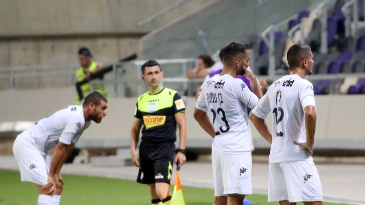 אמיר בן שמעון, יובל לוין