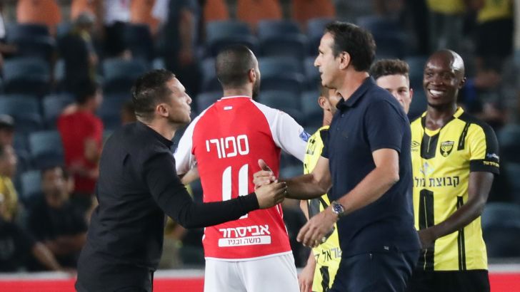 רוני לוי, ברק בכר