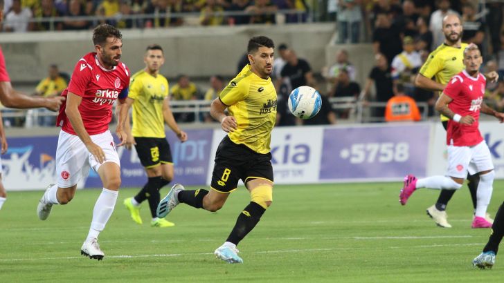 אלמוג כהן, ניר לקס