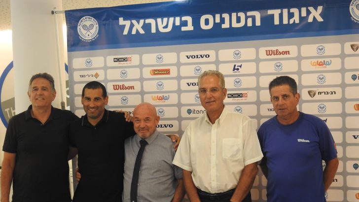 עמוס מנסדורף, אבי לחיאני, יוני ירום, אנדי רם והנס פליוס