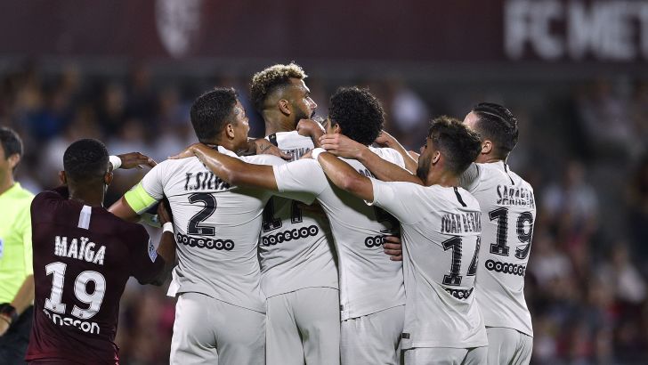 שחקני פריז סן ז'רמן חוגגים