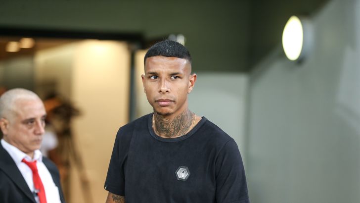 אליסון דוס סנטוס