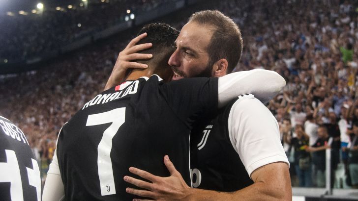 גונסאלו היגוואין, כריסטיאנו רונאלדו